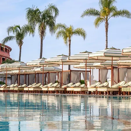 Szálloda Monte-carlo 5*